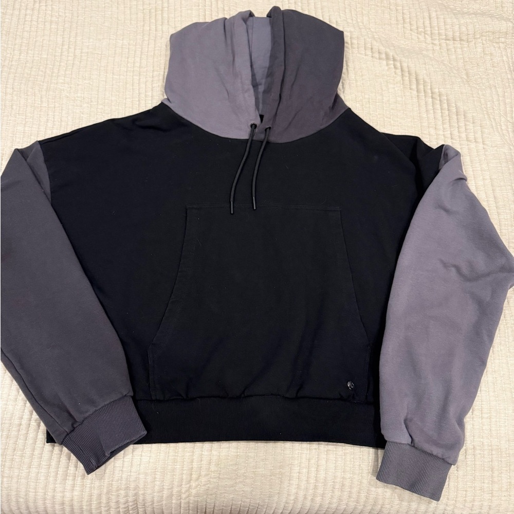 Buffbunny Throw Back Hoodie